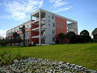 五冶技工大学