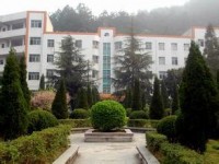 五冶技工大学