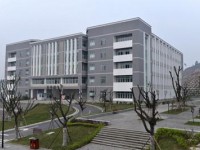 五冶技工大学