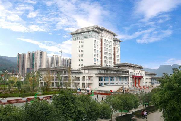 2021年阜南县技工学校报名条件、招生要求、招生对象
