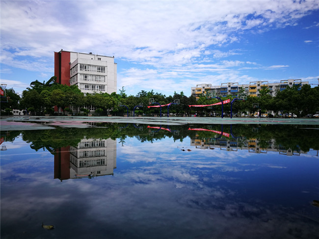 凯里中专职业学校可以考上大学吗
