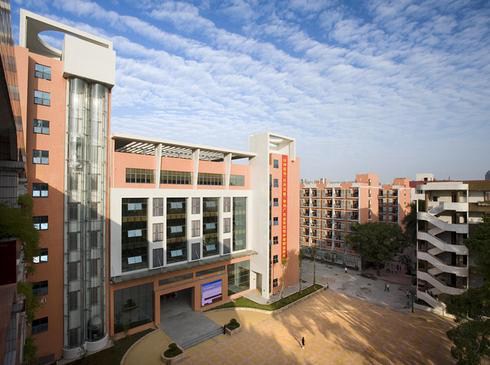 四川省中心医院护士学校都有哪些专业,什么技术专业较为受欢迎