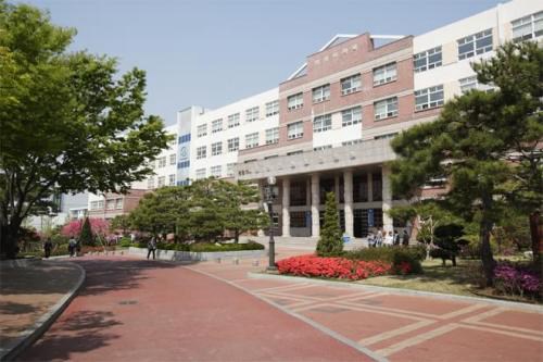 成都市学府职业技术学校是公立还是民办院校