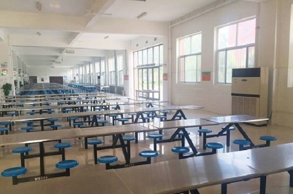 2021年张家口华翔中等职业学校招生办联系电话