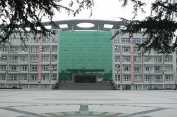 昆山华桥国际商务城中等专业学校怎么样? 昆山华桥国际商务城中等专业学校怎么样?