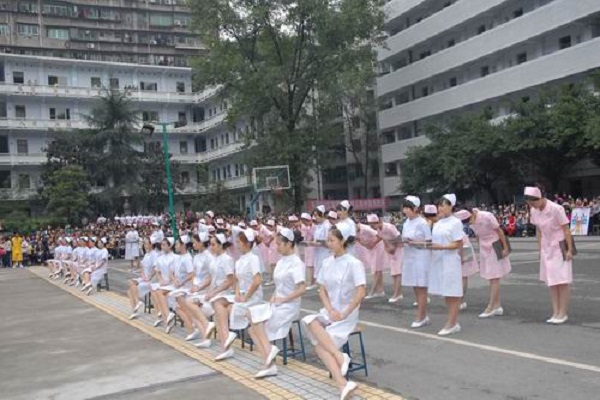 杭州初中生2020年可以读哪些卫校? 杭州初中生2020年可以读哪些卫校?