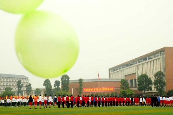 广州市2021年怎么读中专职业学校