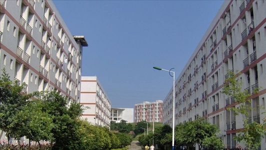 长兴职教中心怎么样? 长兴职教中心怎么样?