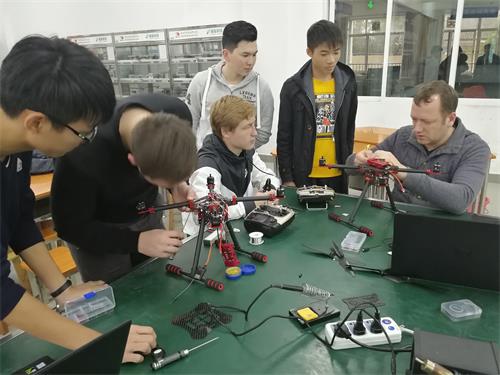 黄麓师范学校地址在哪里? 黄麓师范学校地址在哪里?