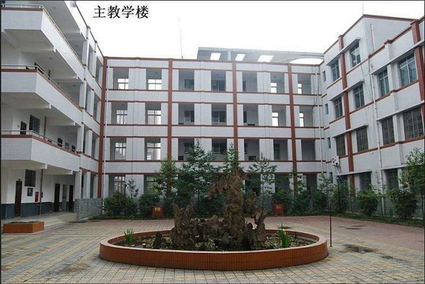 2020年湖南适合男生的铁路学校专业