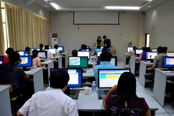 2021年湘潭计算机职业技术学校的学费和费用是多少？