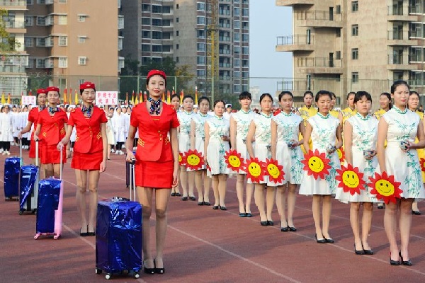 山东济宁卫生学校地址在哪里？