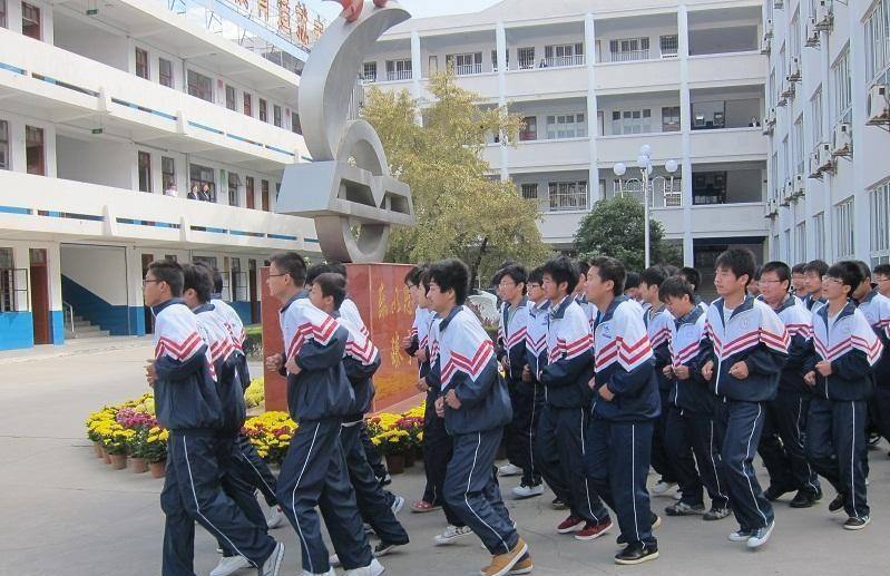 河北省2022年男孩子读高铁学校学什么技术好 河北省2022年男孩子读高铁学校学什么技术好
