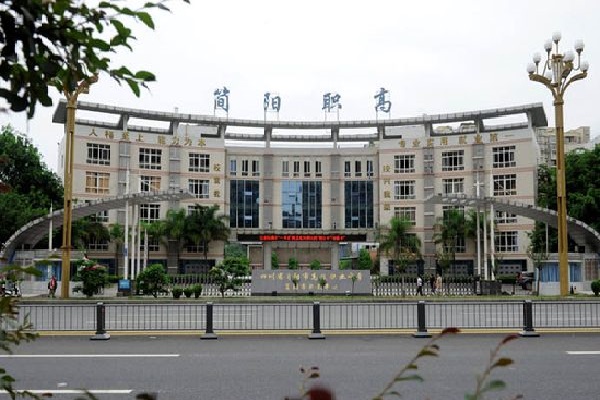 南京市2022年高铁学校都有哪些 南京市2022年高铁学校都有哪些