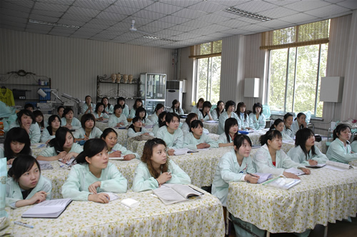 北京商贸学校网站网址