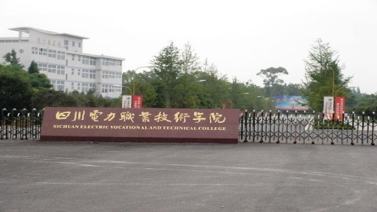 2021年阜南县技工学校报名条件、招生要求、招生对象