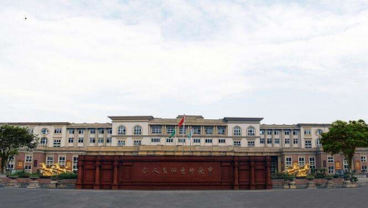2020年初中生不去铁路学校怎么办? 2020年初中生不去铁路学校怎么办?